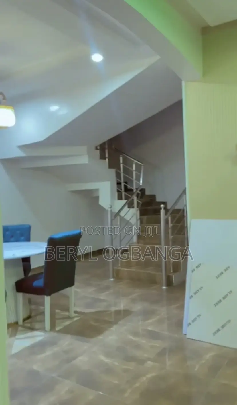 Monthly Shared Apartment Per Month or Per Week