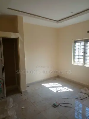 1bdrm Block of Flats in City College, Karu for rent