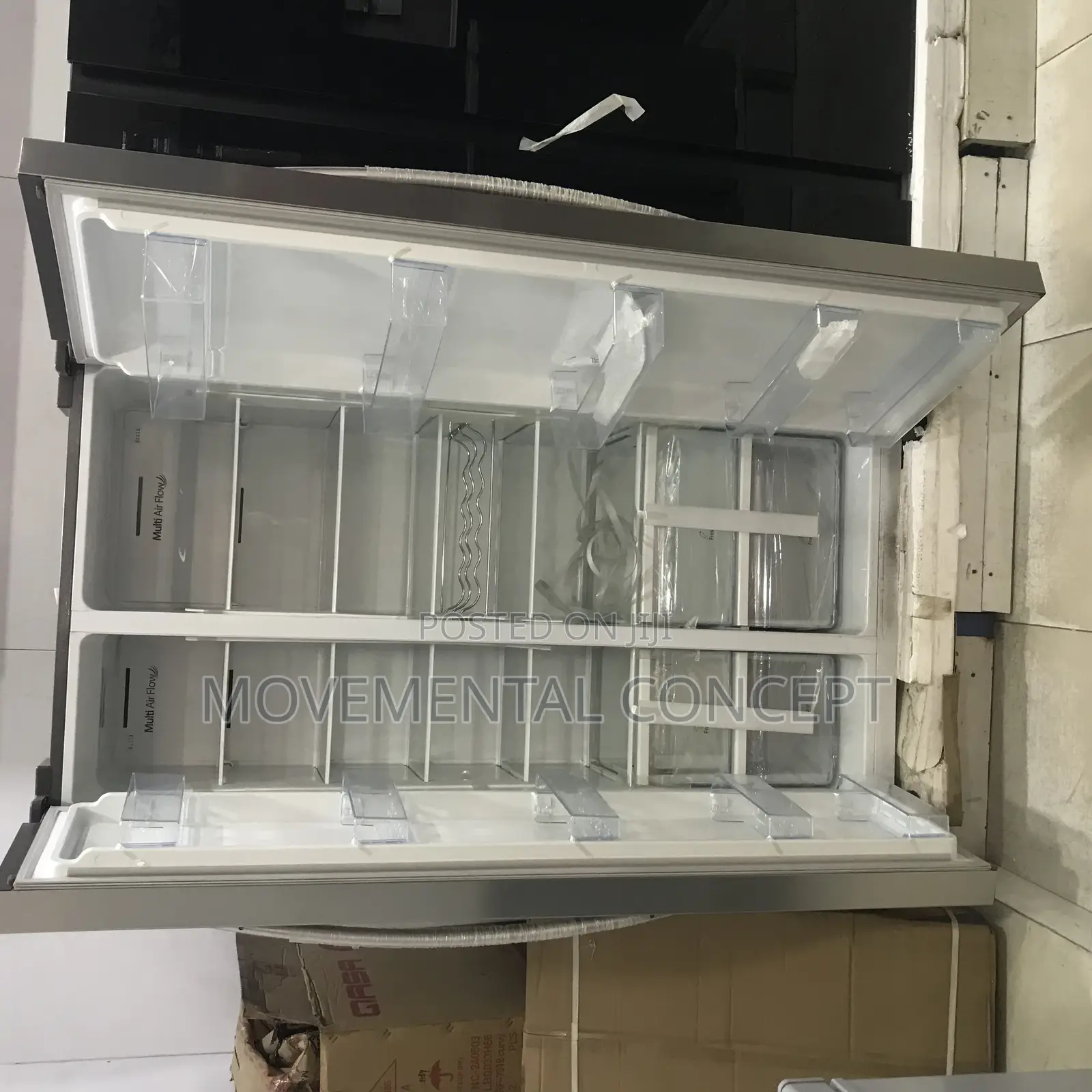 Hisense Side by Side Refrigerator 562litres