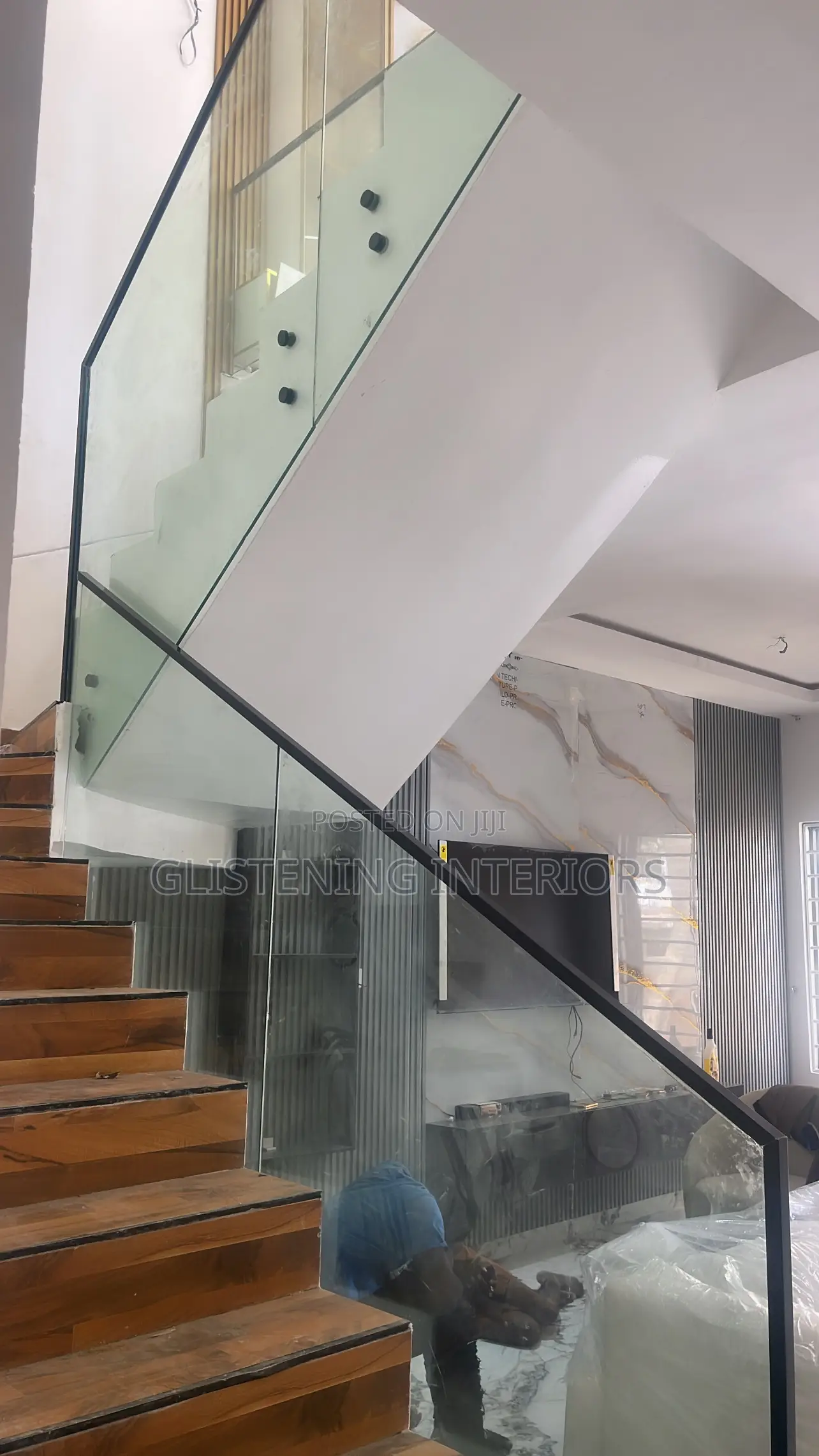Side Staircase 10mm Tempered Glass