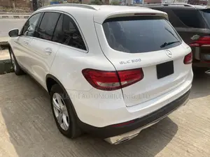 Mercedes-Benz GLC-Class 2017 White