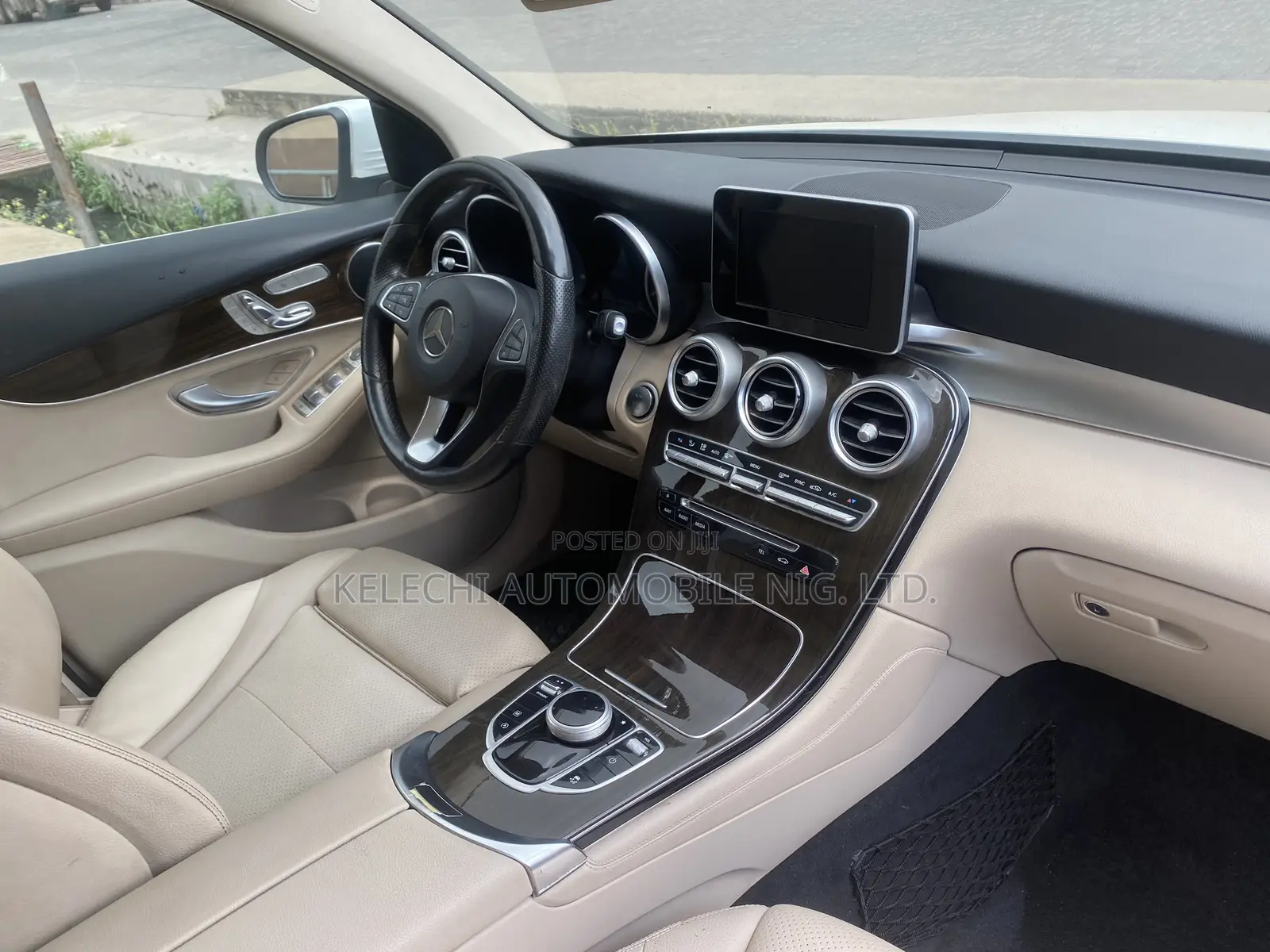 Mercedes-Benz GLC-Class 2017 White