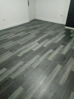 Photo - Luxury Vinyl Floor Condusiv for Your Apartment