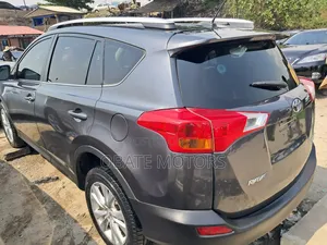 Toyota RAV4 2014 Gray