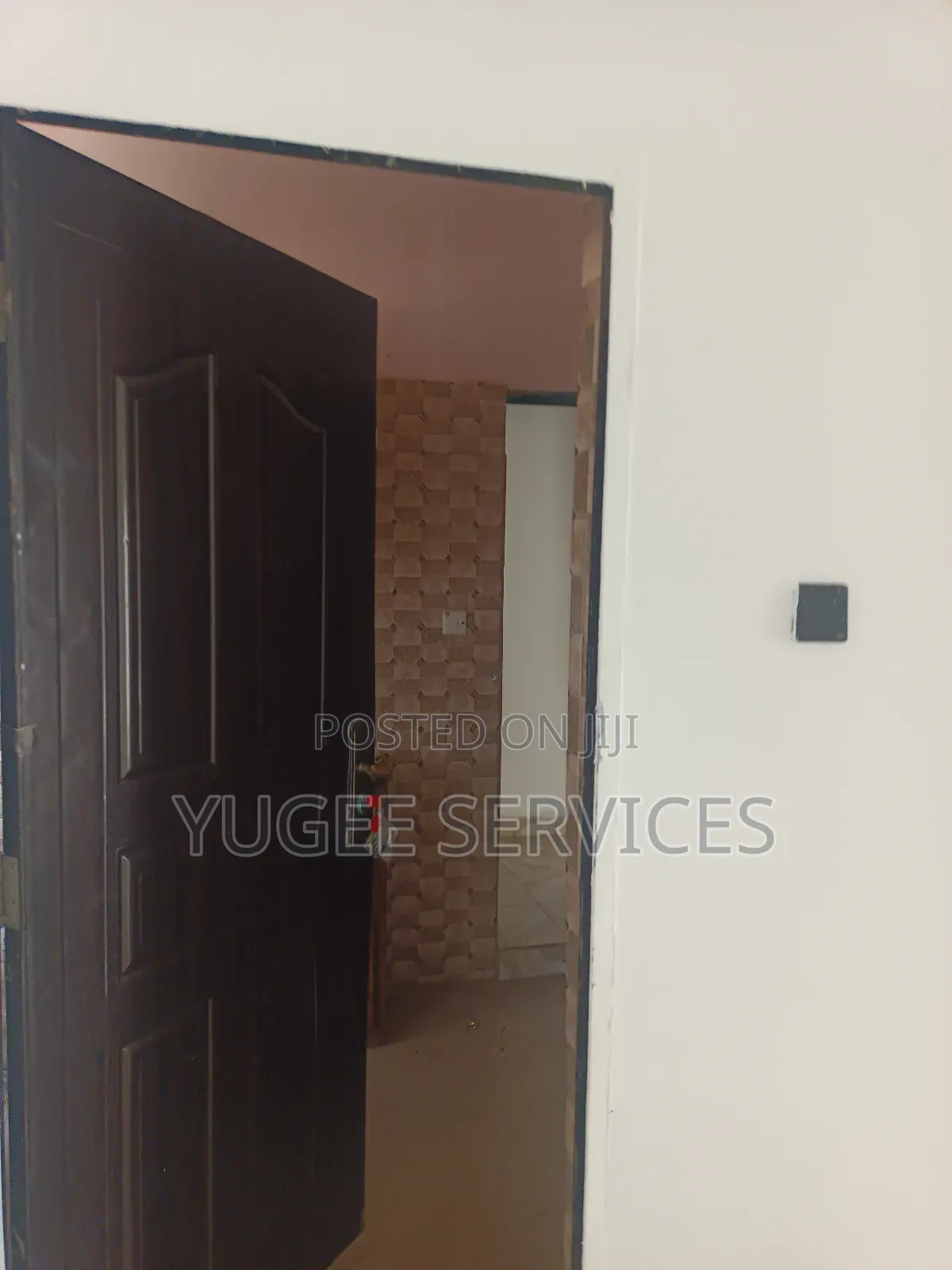 2bdrm Block of Flats in Jeff In Asaba, Oshimili South for rent