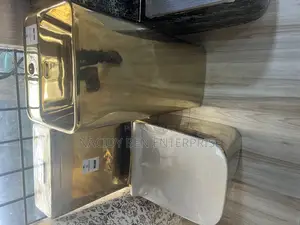 Set of Gold Wc