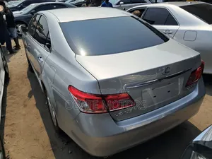 Lexus ES 350 2011 Silver