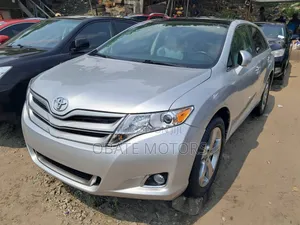 Toyota Venza V6 AWD 2012 Silver