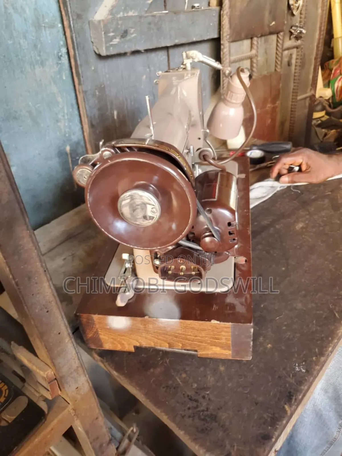 Singer Straight Sewing Machine
