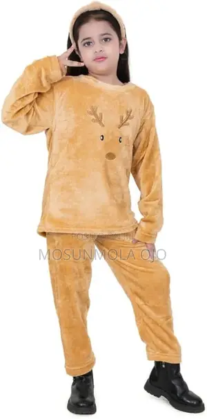 Photo - Homewear Velvet Pyjamas