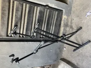 Photo - Heavy Duty Double-X Brace Adjustable Keyboard Stand