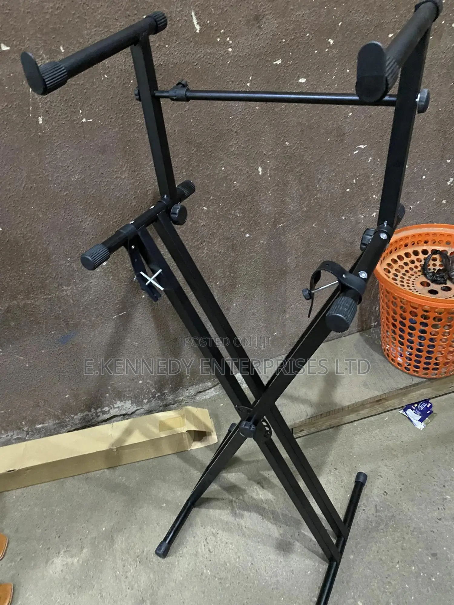 Double Keyboard Stand