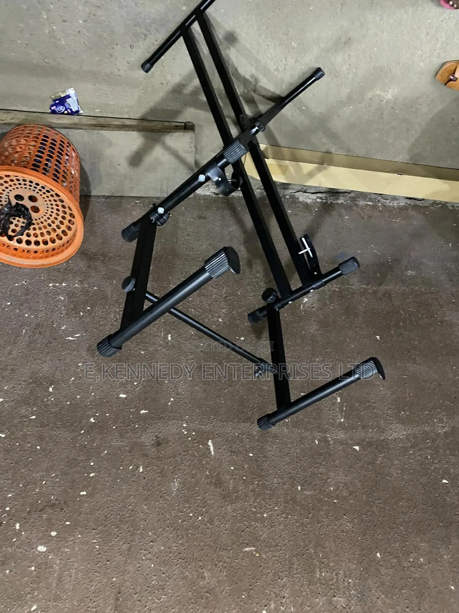 Double Keyboard Stand