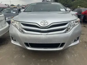 Toyota Venza V6 AWD 2010 Silver