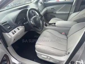 Toyota Venza V6 AWD 2010 Silver