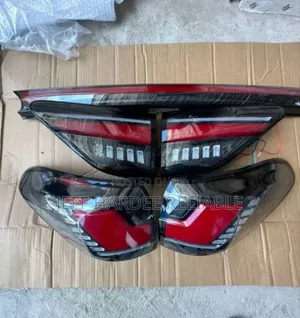 Lexus Rx350 2010 Boot and Body Rear Light