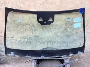 We Deliver and Install All Models of Mercedes Windscreen