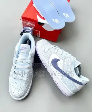 Sb Dunk Low Pro Sneakers