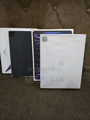 Apple iPad Pro 12.9 (2022) 256 GB Silver