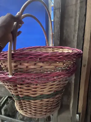 Woven Gift Basket/Hamper Basket