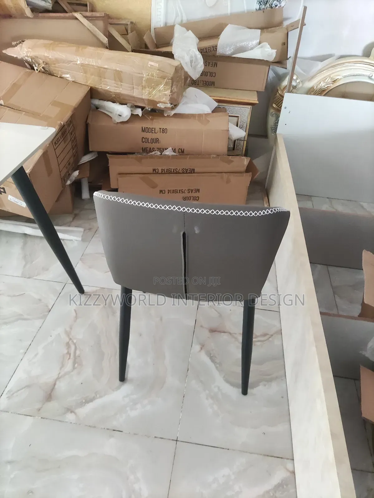 4 Seater Dinning Table