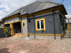 Photo - 3bdrm Block of Flats in Oron Road, Uyo for sale