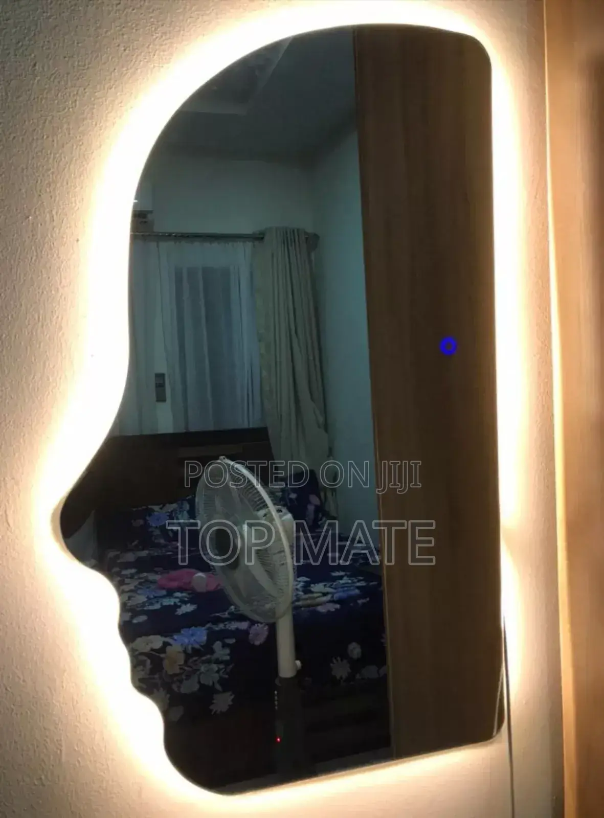 High Quality Face LED Mirror