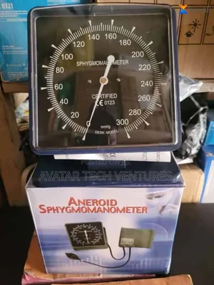 Aneroid Sphygamomanometer