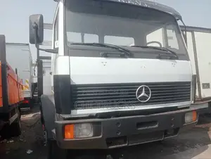 Mercedes Benz 1520 Pickup Truck