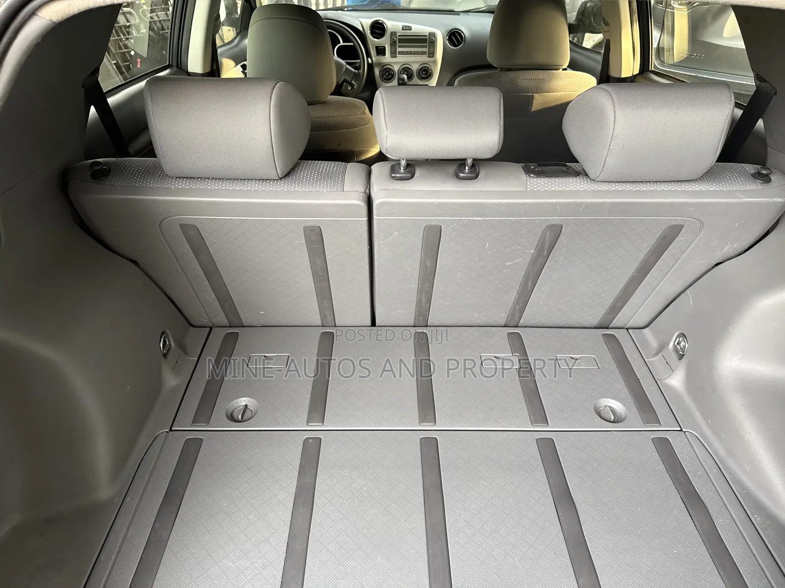 Toyota Matrix 2010 Gray