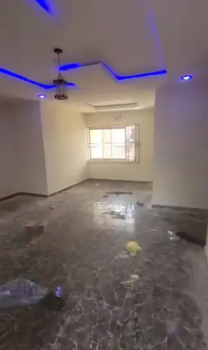 3bdrm Block of Flats in Believers Off Agho, Benin City for rent