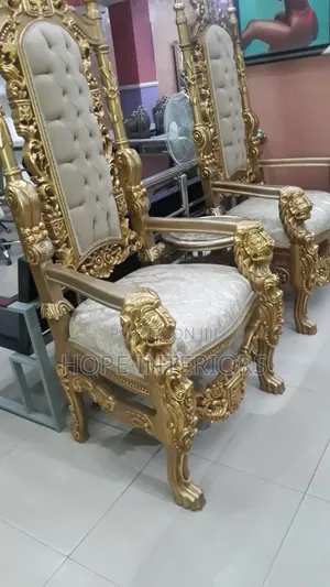 King and Queen Chair