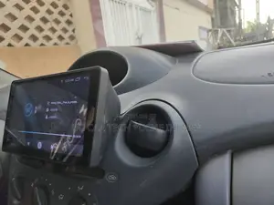 Toyota Yaris 1999-2005 Android Screen