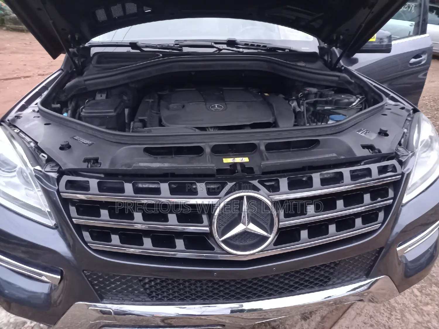 Mercedes-Benz M Class 2013 Gray