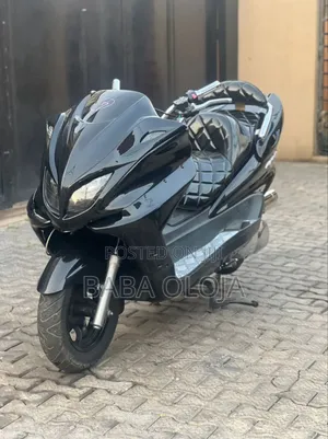 Photo - Yamaha Majesty 2007 Black