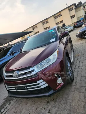Toyota Highlander XLE 4x4 V6 (3.5L 6cyl 8A) 2018 Burgundy