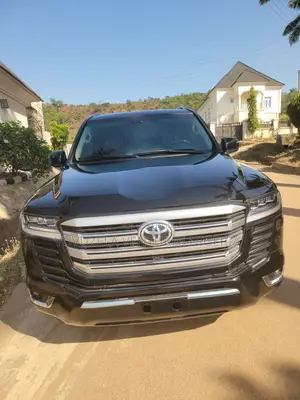 Toyota Land Cruiser 2023 Black