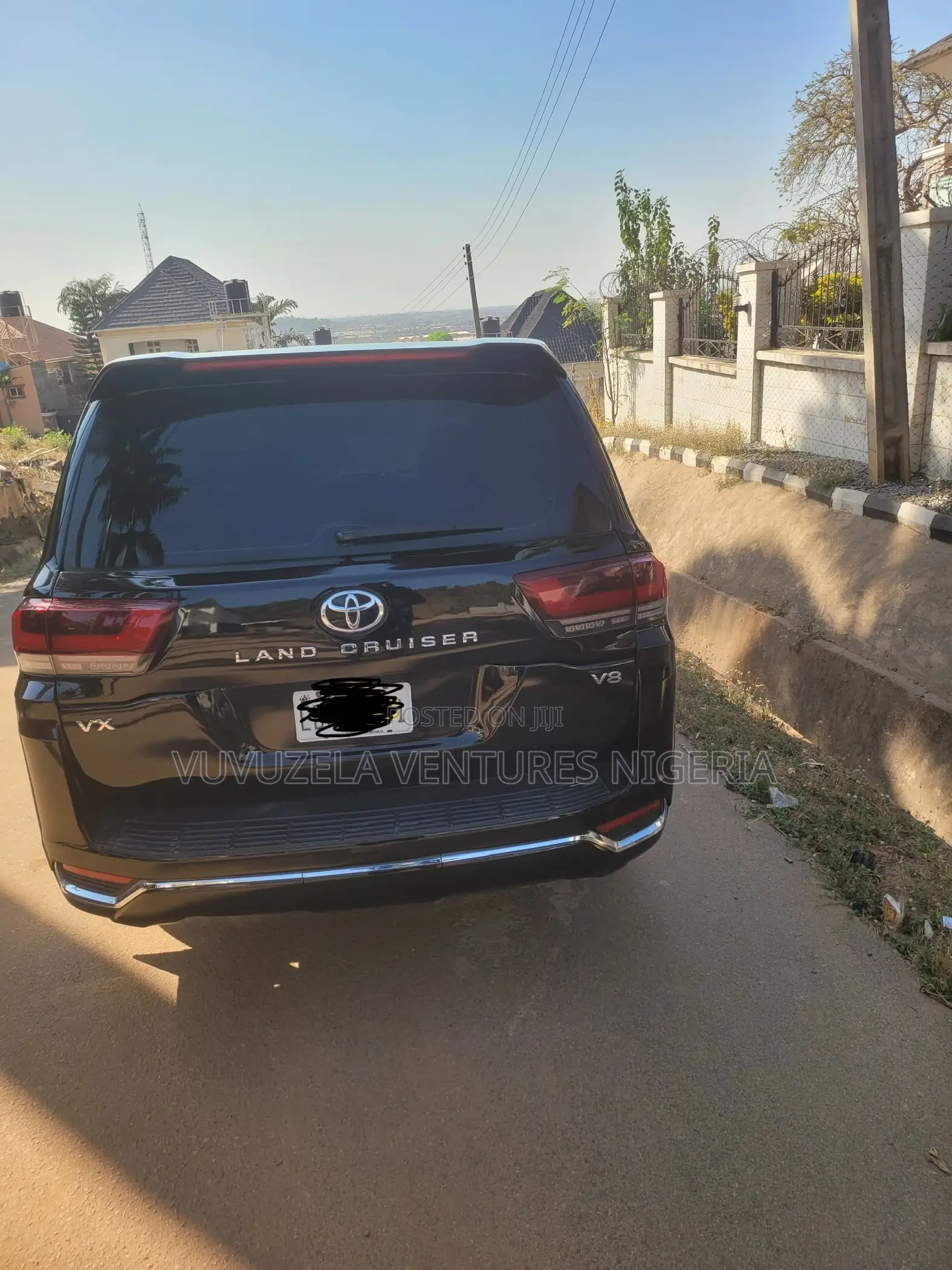 Toyota Land Cruiser 2023 Black