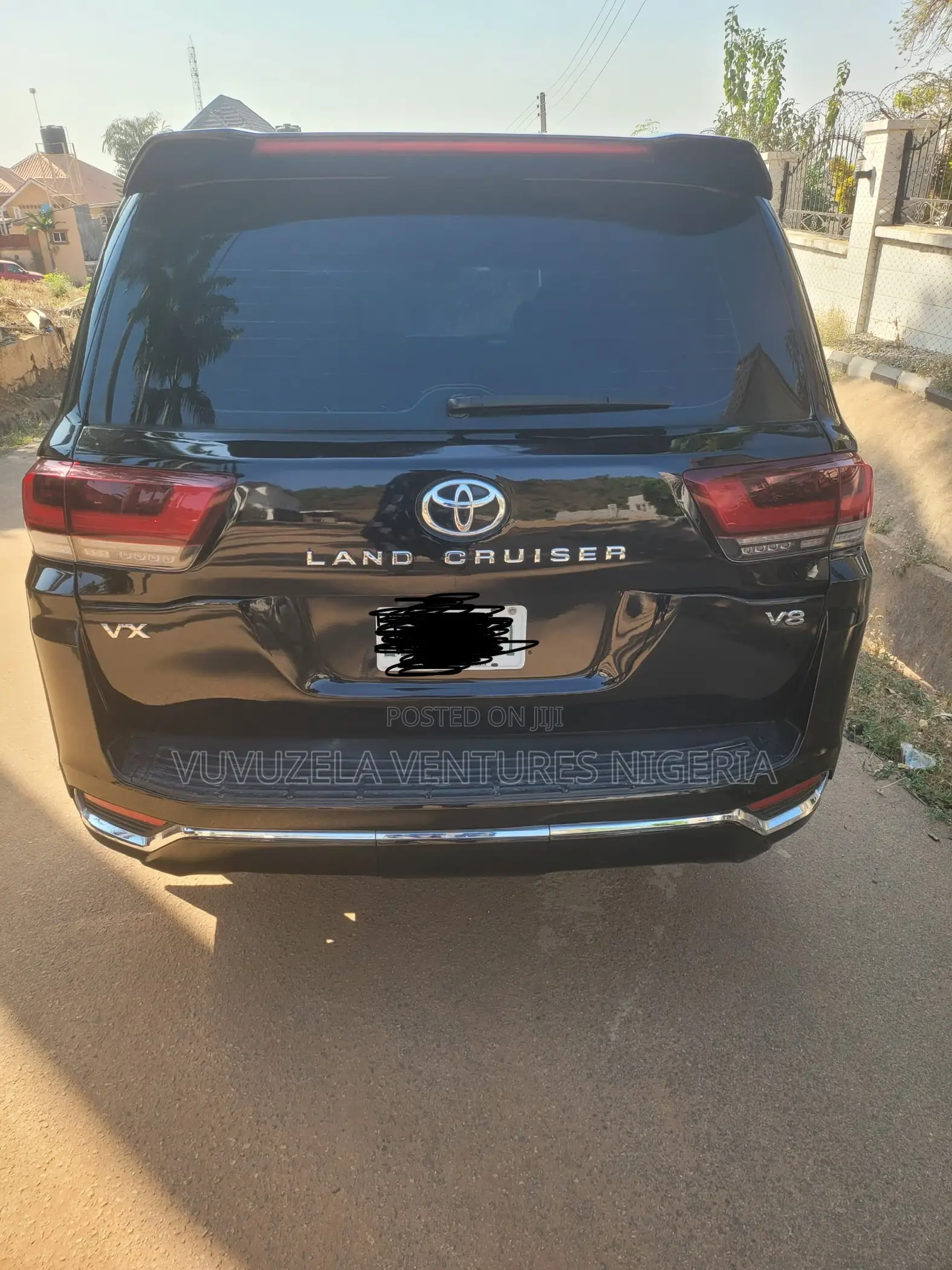 Toyota Land Cruiser 2023 Black