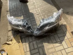Head Lamp Es 350 2018