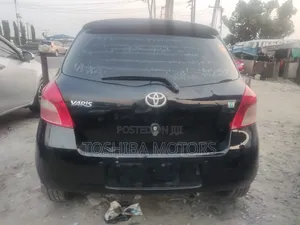 Toyota Yaris 2010 Black