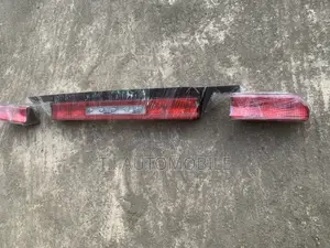 Complete Set Of Rear Lamps For Dodge Challenger 2014 Models