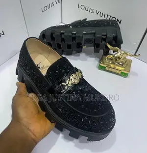 High Quality Louis Vuitton Studded Shoe