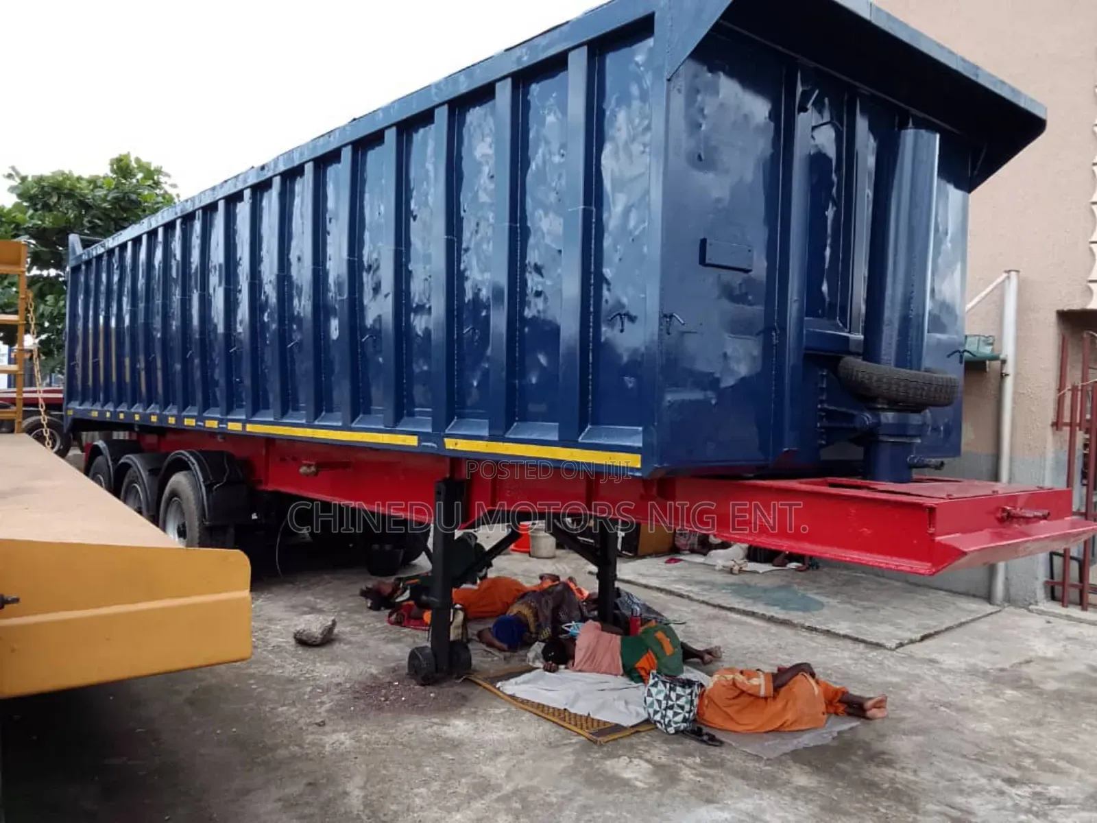 Tipping Bucket 60 Tons
