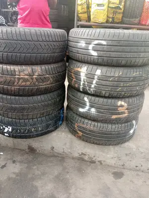 225/60r17 Tokunbo Tire
