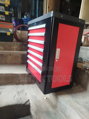 9 Drawer Heavy Duty Tool Box .