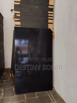 355watts Solar Penal All Black Jinko Is Available in Stock