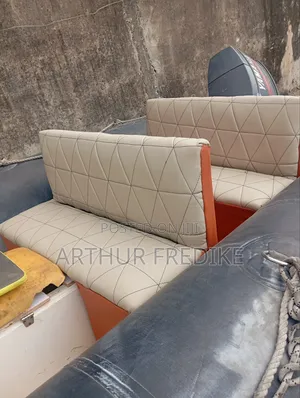 10 Passengers High Performance Speed Boat.