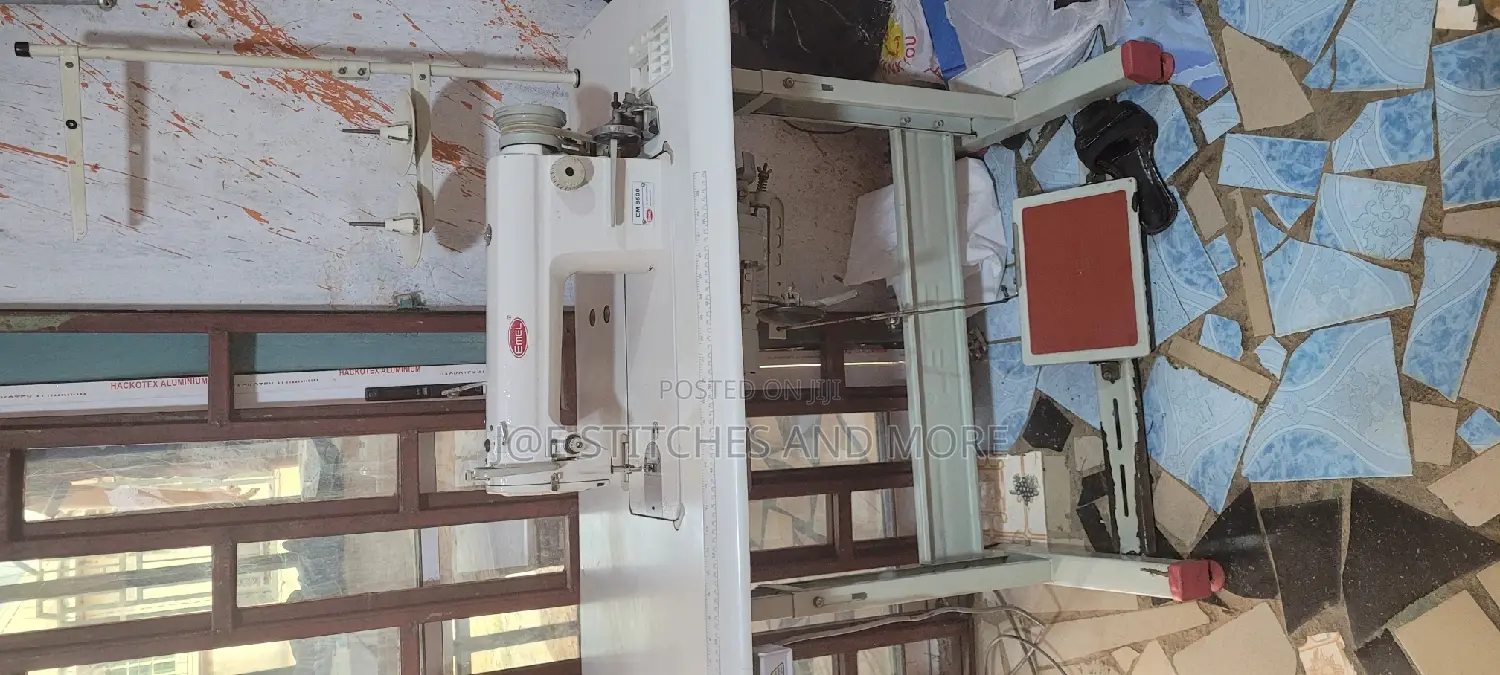 Emel Industrial Straight Sewing Machine