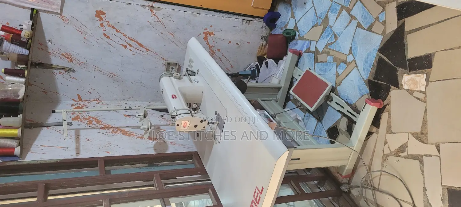 Emel Industrial Straight Sewing Machine